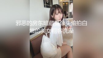 网红女神玩双飞 被大鸡巴小哥哥操哭