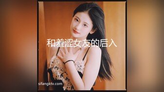  爆乳眼镜小美女 抽插小嘴活一流 怼入小穴爆操 无毛骚穴尽情大力输出 美女很耐操