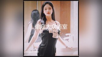 路邊花廊有這種極品女神級美女這姿色如果在高級會所做最少也要1000元可能連休息的時間都沒有!