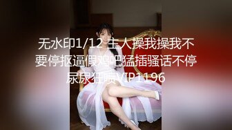 漂亮萝莉美眉吃鸡 这表情太萌了 超级无敌 吃着大肉棒 太反差 哥哥你咋还不射