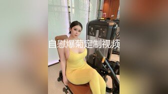 ：无敌黑沐洱40路熟女阿姨,人丑B黑没人艹,自己看着A片震动棒紫薇