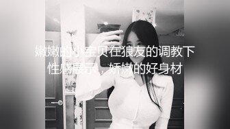   高颜值长发美少妇卧室中席地而坐做爱先玩69互吃，无套女上位啪啪